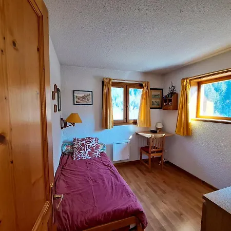 Chalet Chalet De 4 Chambres Avec Jardin Amenage Et Wifi A Champagny En Vanoise A 1 Km Des Pistes