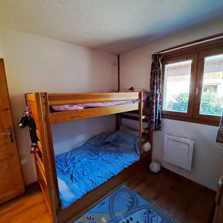 Chalet Chalet De 4 Chambres Avec Jardin Amenage Et Wifi A Champagny En Vanoise A 1 Km Des Pistes La Plagne