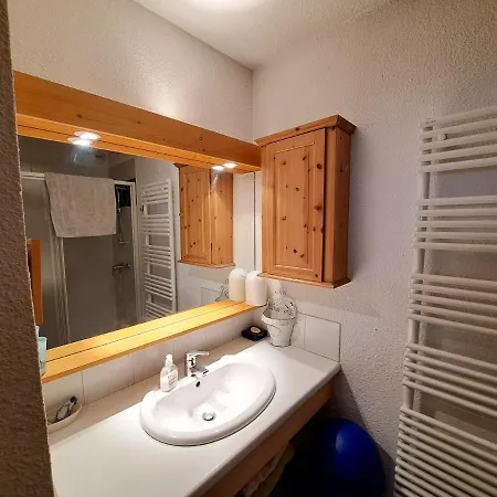 Chalet Chalet De 4 Chambres Avec Jardin Amenage Et Wifi A Champagny En Vanoise A 1 Km Des Pistes